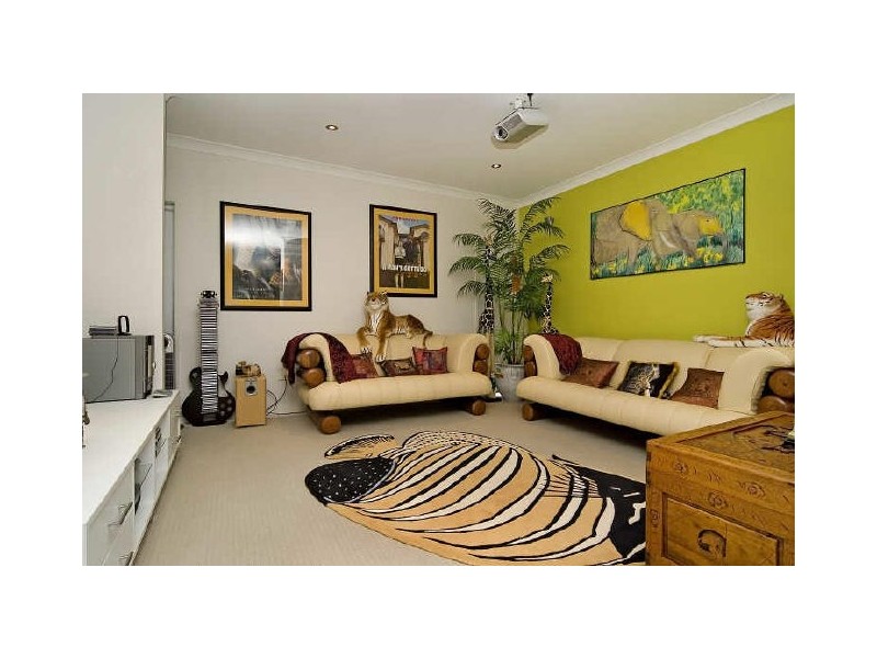 Hope Island QLD 4212