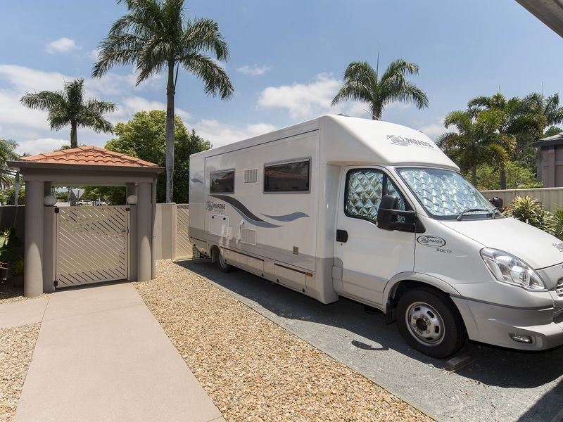 7 Ballybunyon Crescent, Hope Island QLD 4212