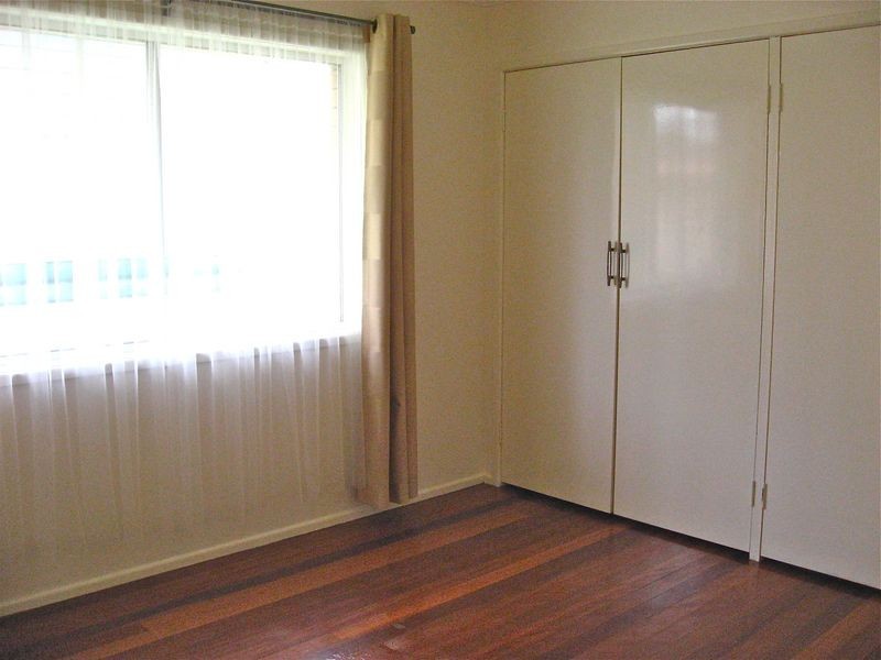 6 Rathbone Place, Labrador QLD 4215