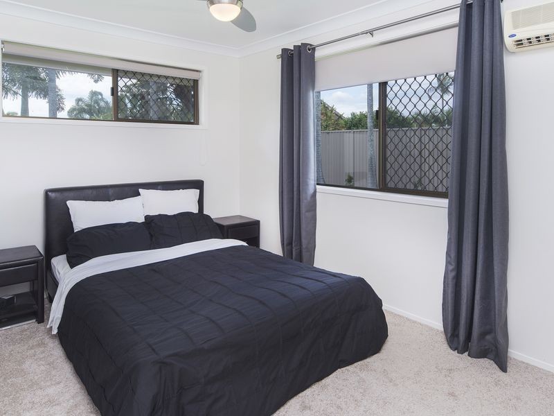 13 Lakefield Crescent, Paradise Point QLD 4216