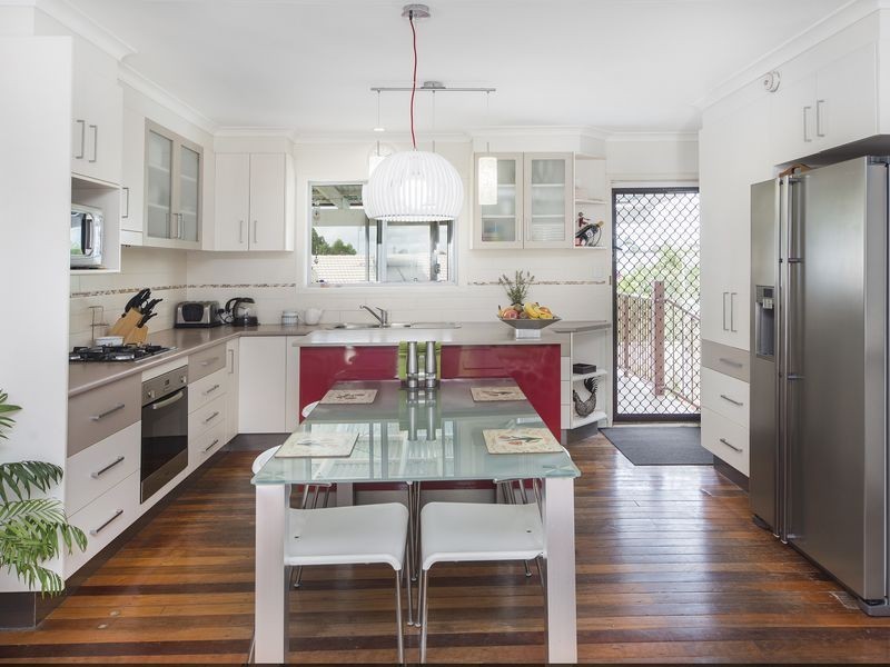 22 Kurrajong Avenue, Hollywell QLD 4216