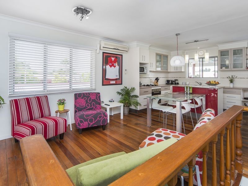 22 Kurrajong Avenue, Hollywell QLD 4216