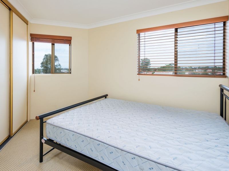 9/42 Falkinder Avenue, Paradise Point QLD 4216