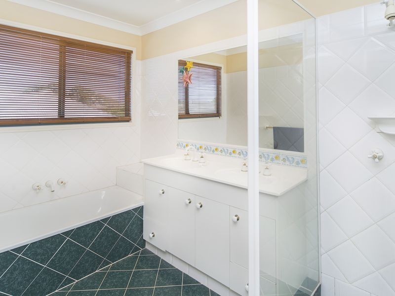 9 Tallara Street, Coombabah QLD 4216