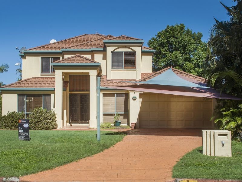 9 Tallara Street, Coombabah QLD 4216