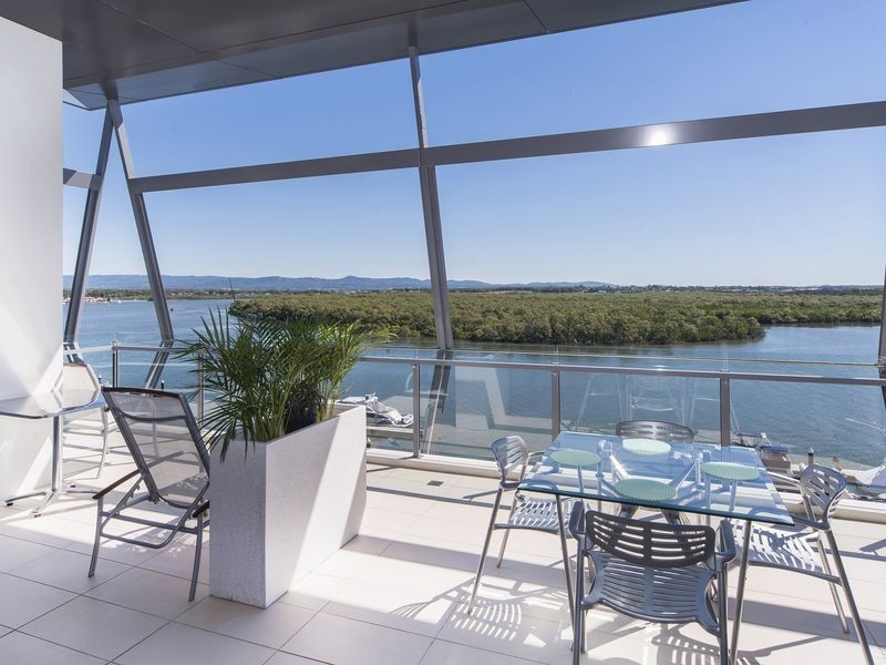 3605/4 Marina Promenade, Paradise Point QLD 4216