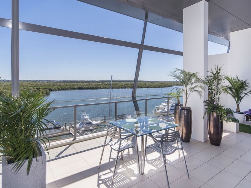 3605/4 Marina Promenade, Paradise Point QLD 4216