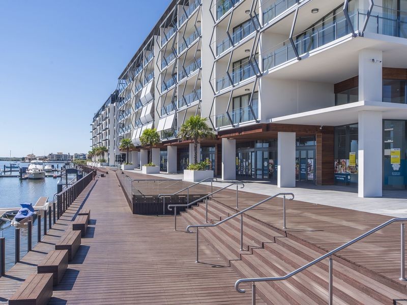 3605/4 Marina Promenade, Paradise Point QLD 4216