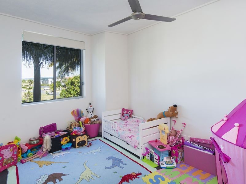 224/64-68 Sickle Avenue, Hope Island QLD 4212