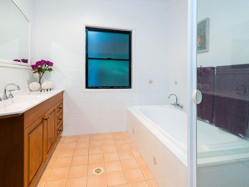 126 Currey Road, Wongawallan QLD 4210