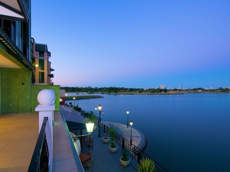 40/3030 The Boulevard, Carrara QLD 4211