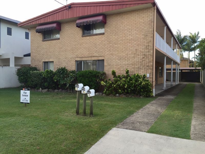 2/9 Mallard Avenue, Paradise Point QLD 4216