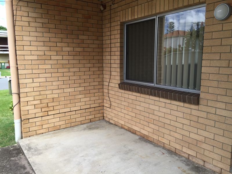 2/9 Mallard Avenue, Paradise Point QLD 4216