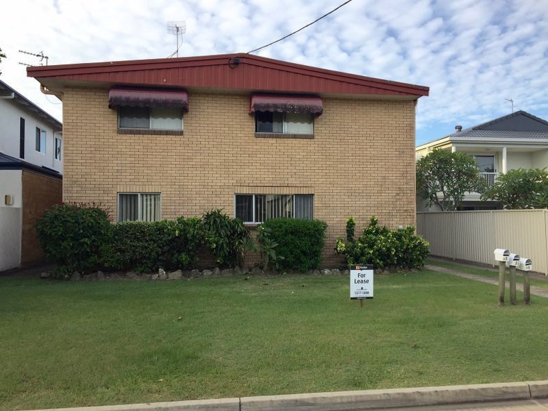 2/9 Mallard Avenue, Paradise Point QLD 4216