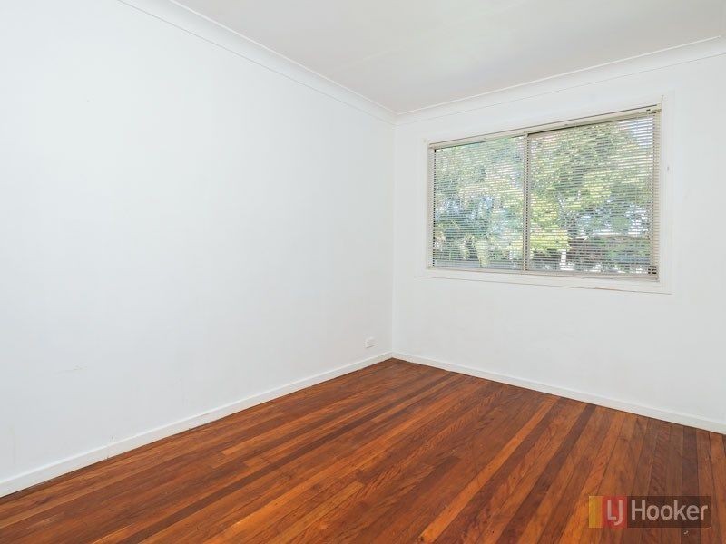 8 Nambur Street, Runaway Bay QLD 4216