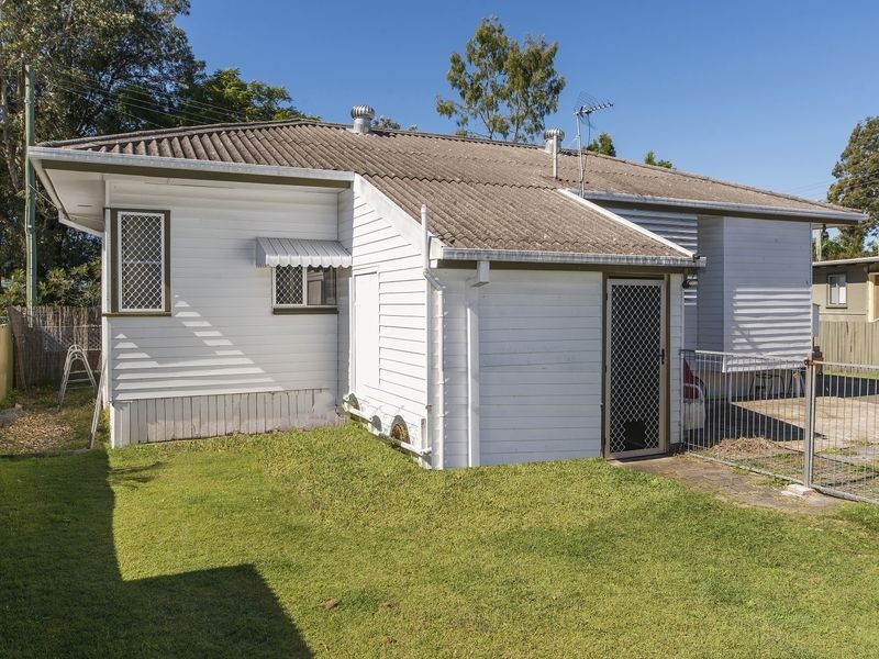 4 Allinga Street, Coombabah QLD 4216
