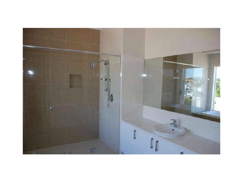 Hope Island QLD 4212