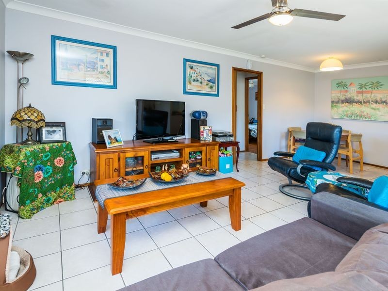 1/112 Oxley Drive, Paradise Point QLD 4216