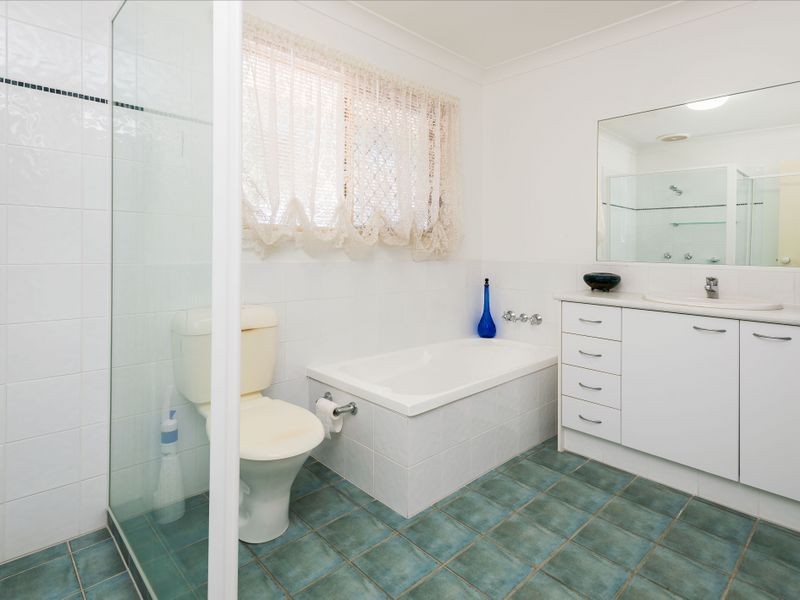 2/10 Jasmine Avenue, Hollywell QLD 4216