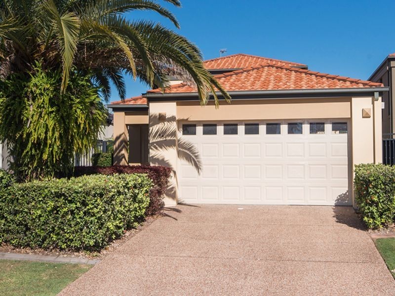 535 Oyster Cove Promenade, Helensvale QLD 4212