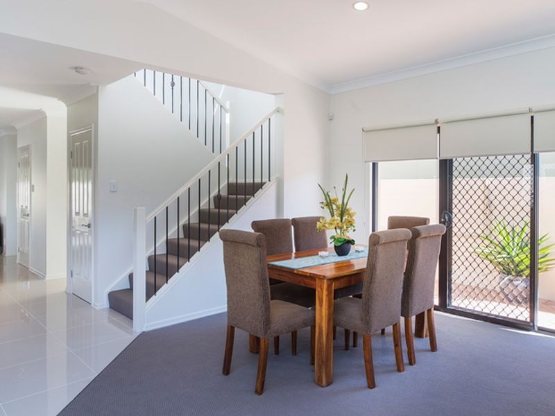 535 Oyster Cove Promenade, Helensvale QLD 4212