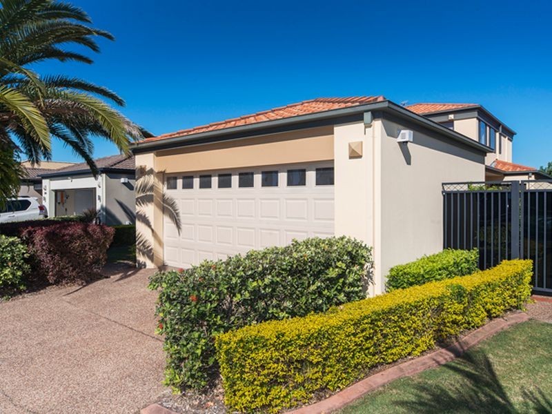 535 Oyster Cove Promenade, Helensvale QLD 4212