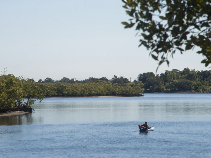 42 Tallara Street, Coombabah QLD 4216