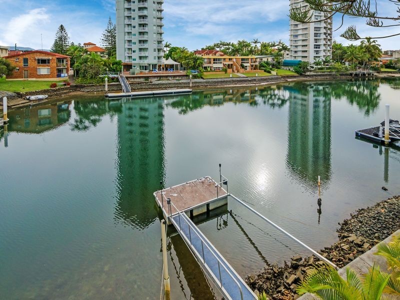 22 Paradise Island, Surfers Paradise QLD 4217