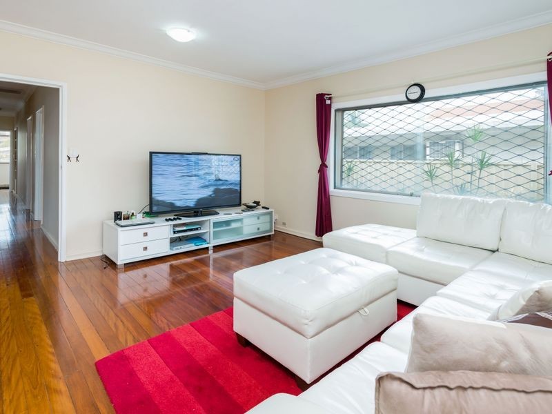 22 Paradise Island, Surfers Paradise QLD 4217