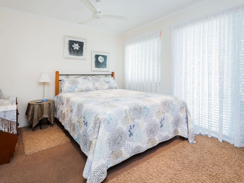 1/33 Donald Avenue, Paradise Point QLD 4216