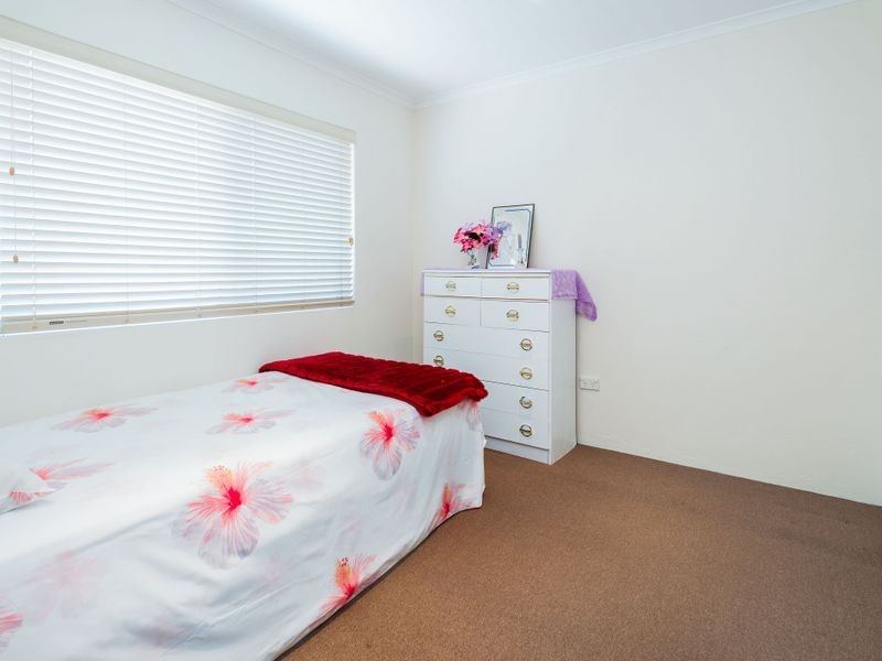 1/33 Donald Avenue, Paradise Point QLD 4216