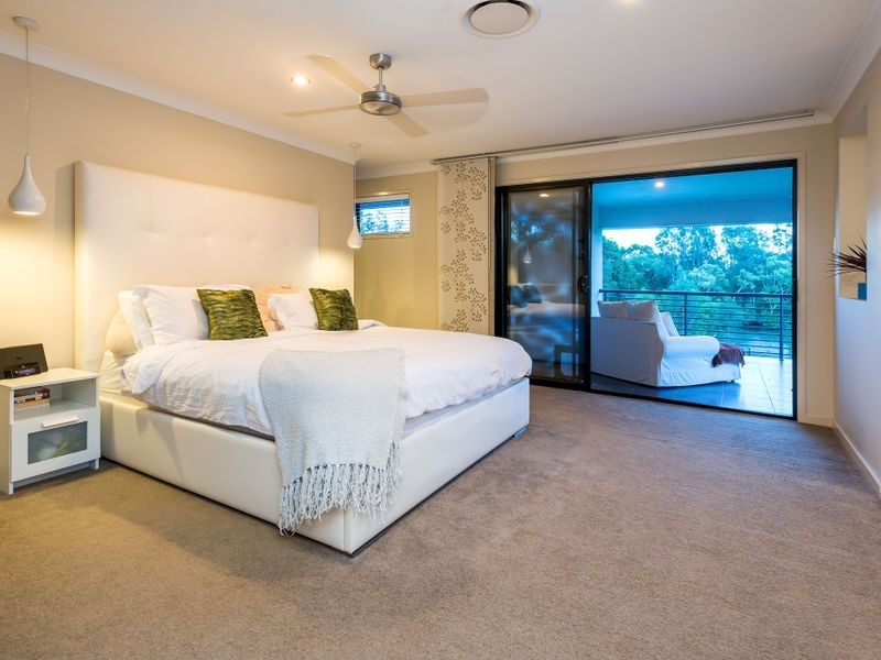 23 The Peninsula, Helensvale QLD 4212