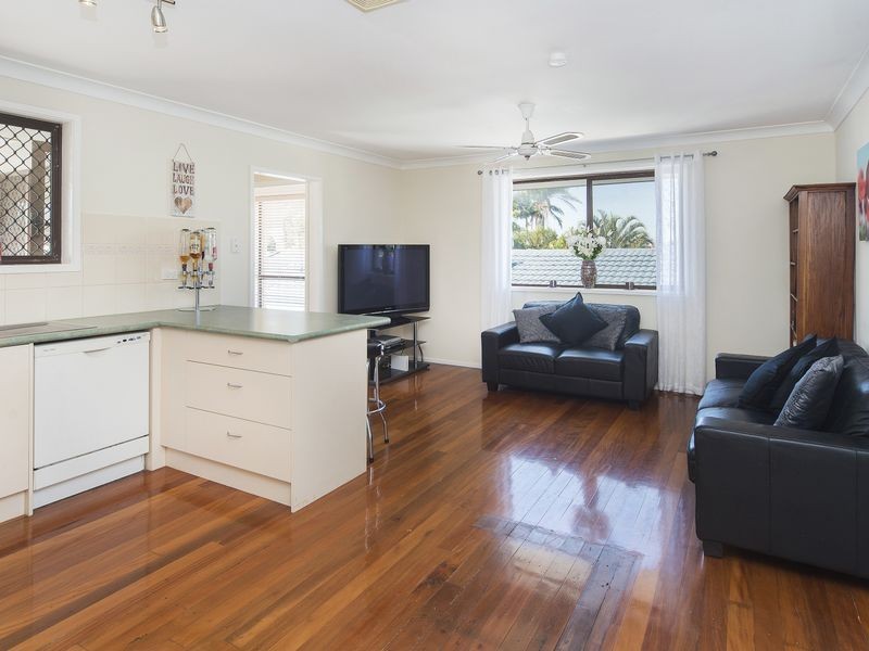 11 Matthew Flinders Drive, Hollywell QLD 4216