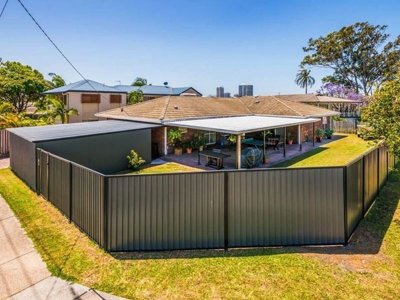 39 Ashbourne Terrace, Biggera Waters QLD 4216