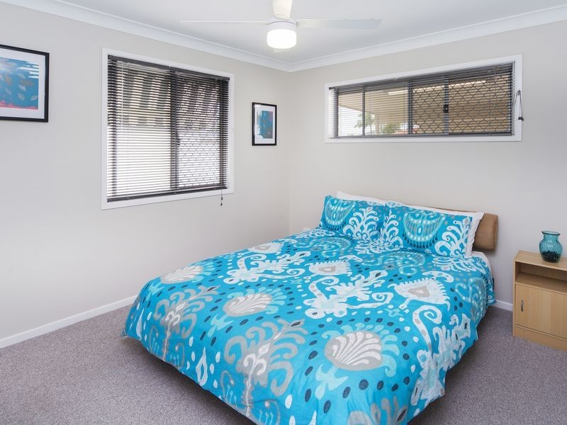 61 Poinsettia Avenue, Hollywell QLD 4216