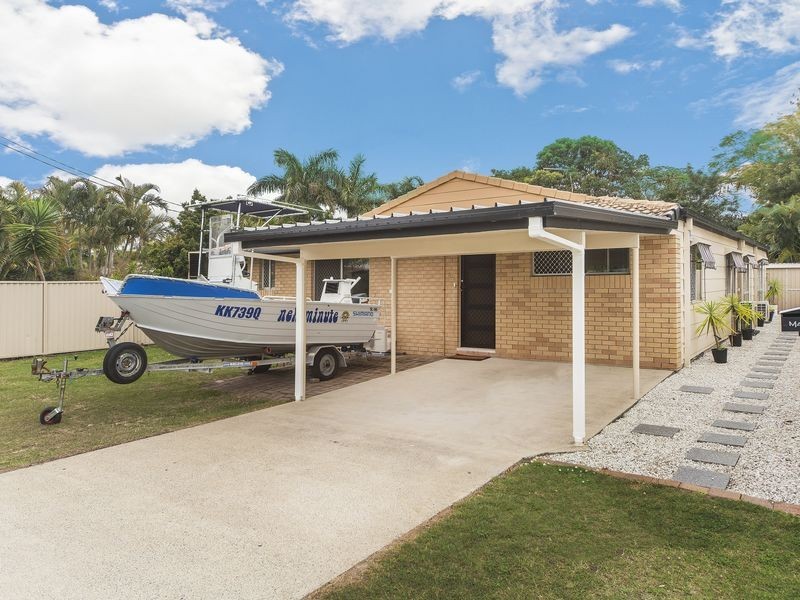 61 Poinsettia Avenue, Hollywell QLD 4216