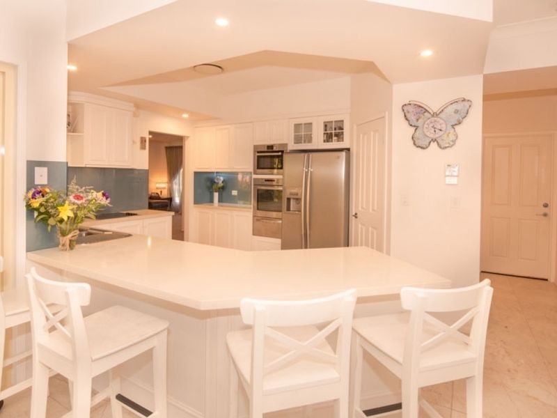 26 Audrey Avenue, Helensvale QLD 4212