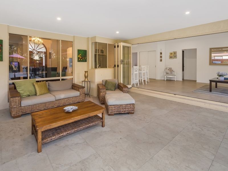 26 Audrey Avenue, Helensvale QLD 4212