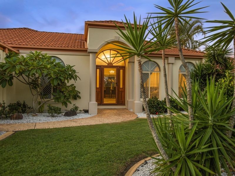 26 Audrey Avenue, Helensvale QLD 4212