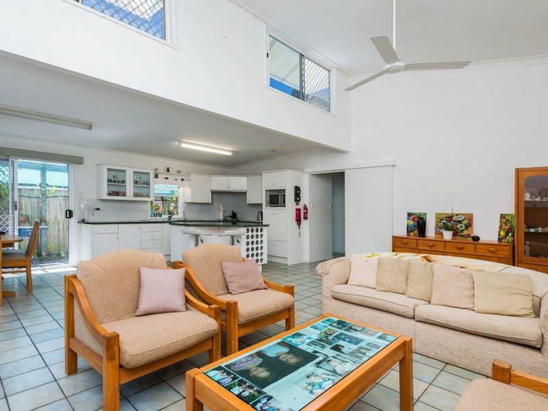 161 Paradise Parade, Hollywell QLD 4216