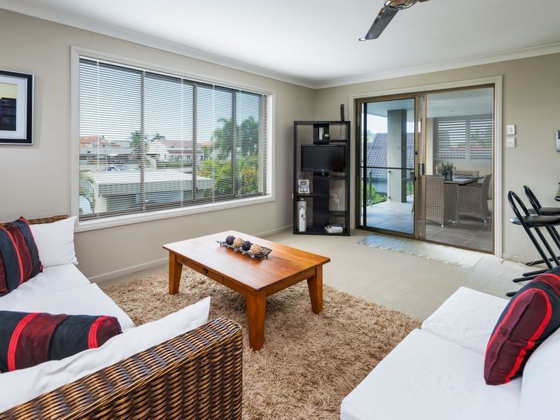 23 Columbus Drive, Hollywell QLD 4216