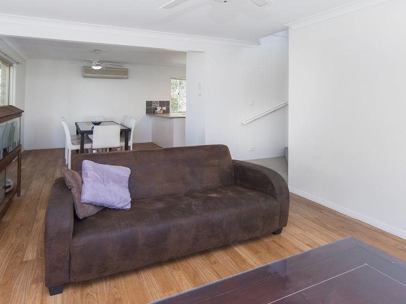 136 Universal Street, Oxenford QLD 4210