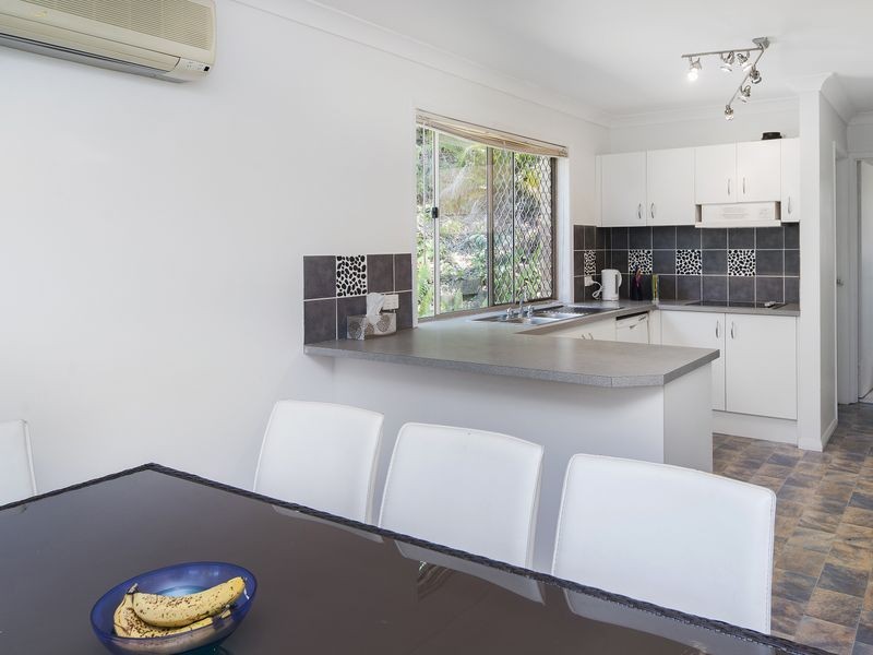 136 Universal Street, Oxenford QLD 4210