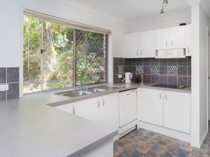 136 Universal Street, Oxenford QLD 4210