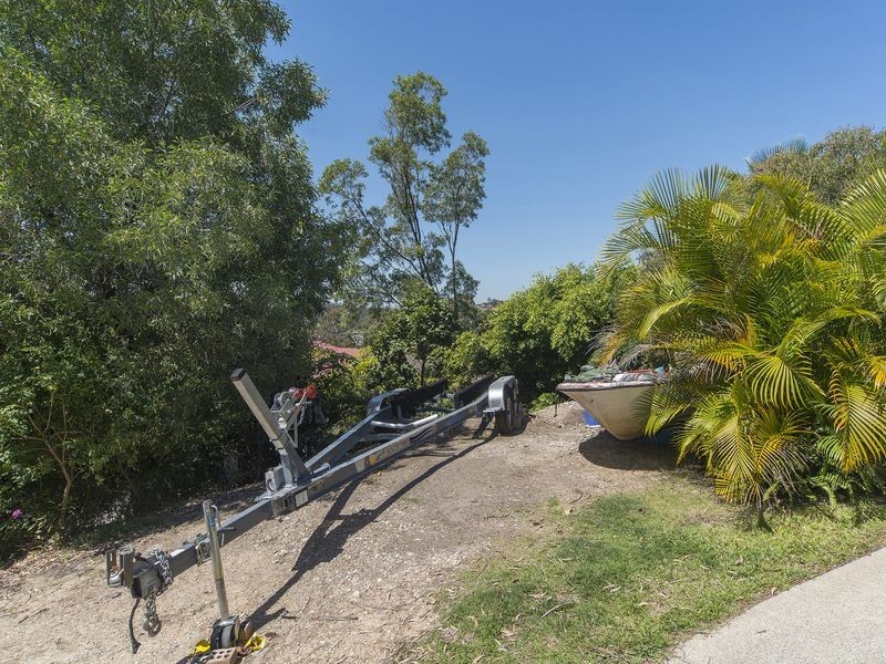 136 Universal Street, Oxenford QLD 4210