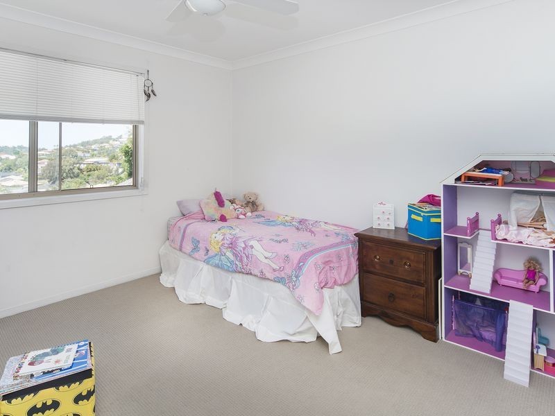 136 Universal Street, Oxenford QLD 4210