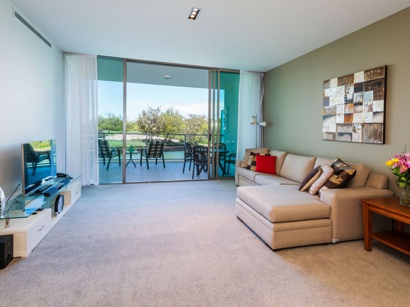 29102/2 Ephraim Island, Paradise Point QLD 4216