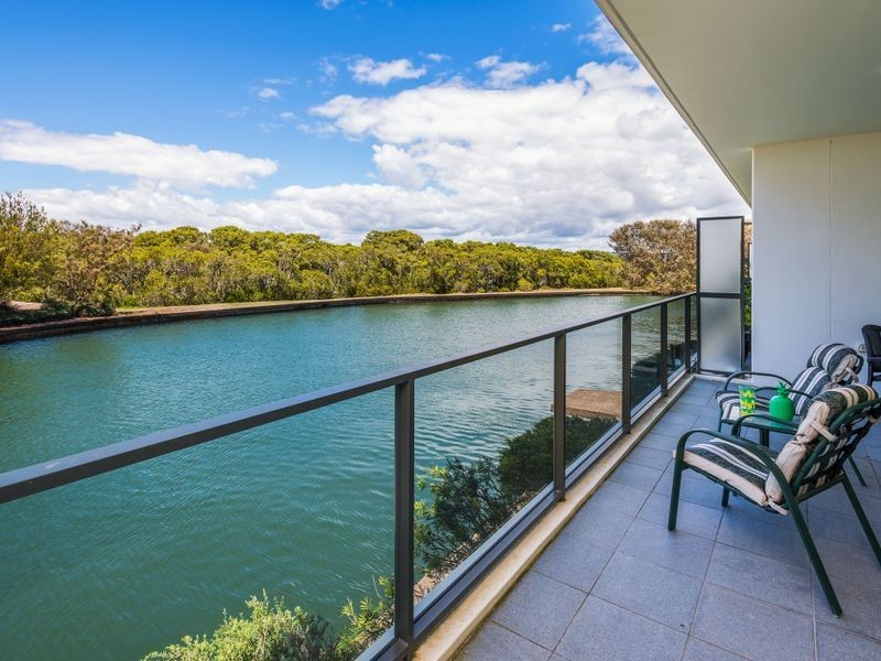 29102/2 Ephraim Island, Paradise Point QLD 4216