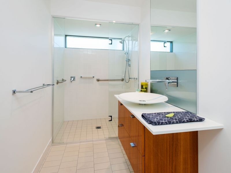29102/2 Ephraim Island, Paradise Point QLD 4216