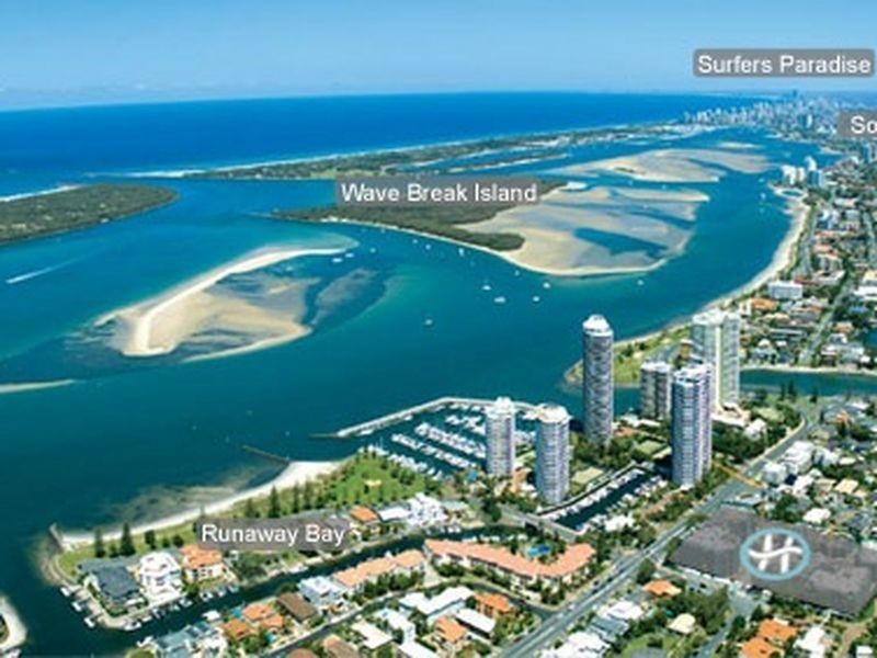 25 Margaroola Avenue, Biggera Waters QLD 4216